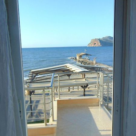 Comfy Beachfront Litinas Casa With Seaview Chania  Exterior foto
